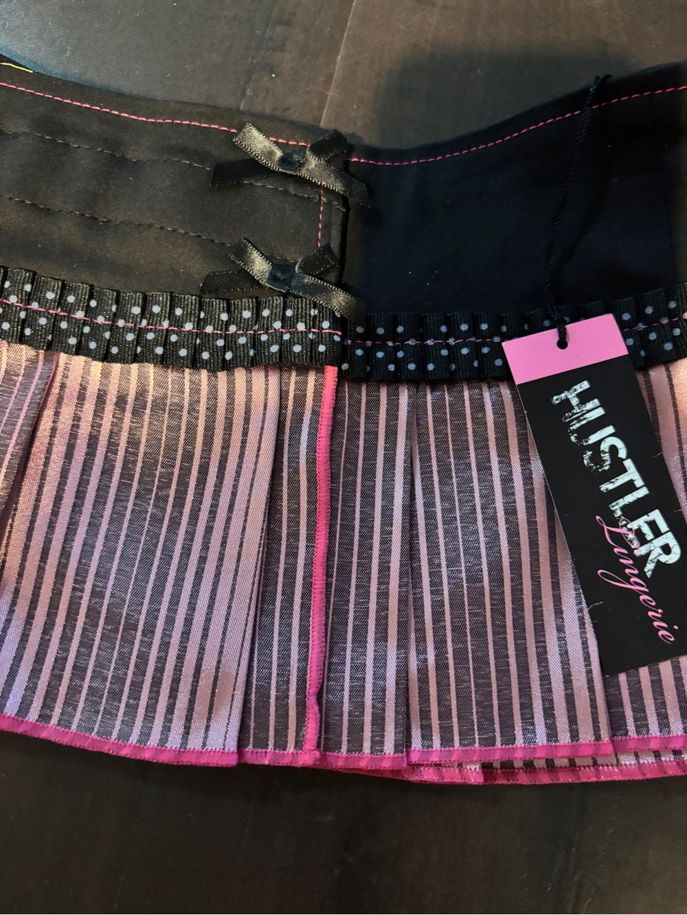 Vintage Y2K micro mini skirt hustler black pink metallic O/S small medium nwt - Picture 3 of 4